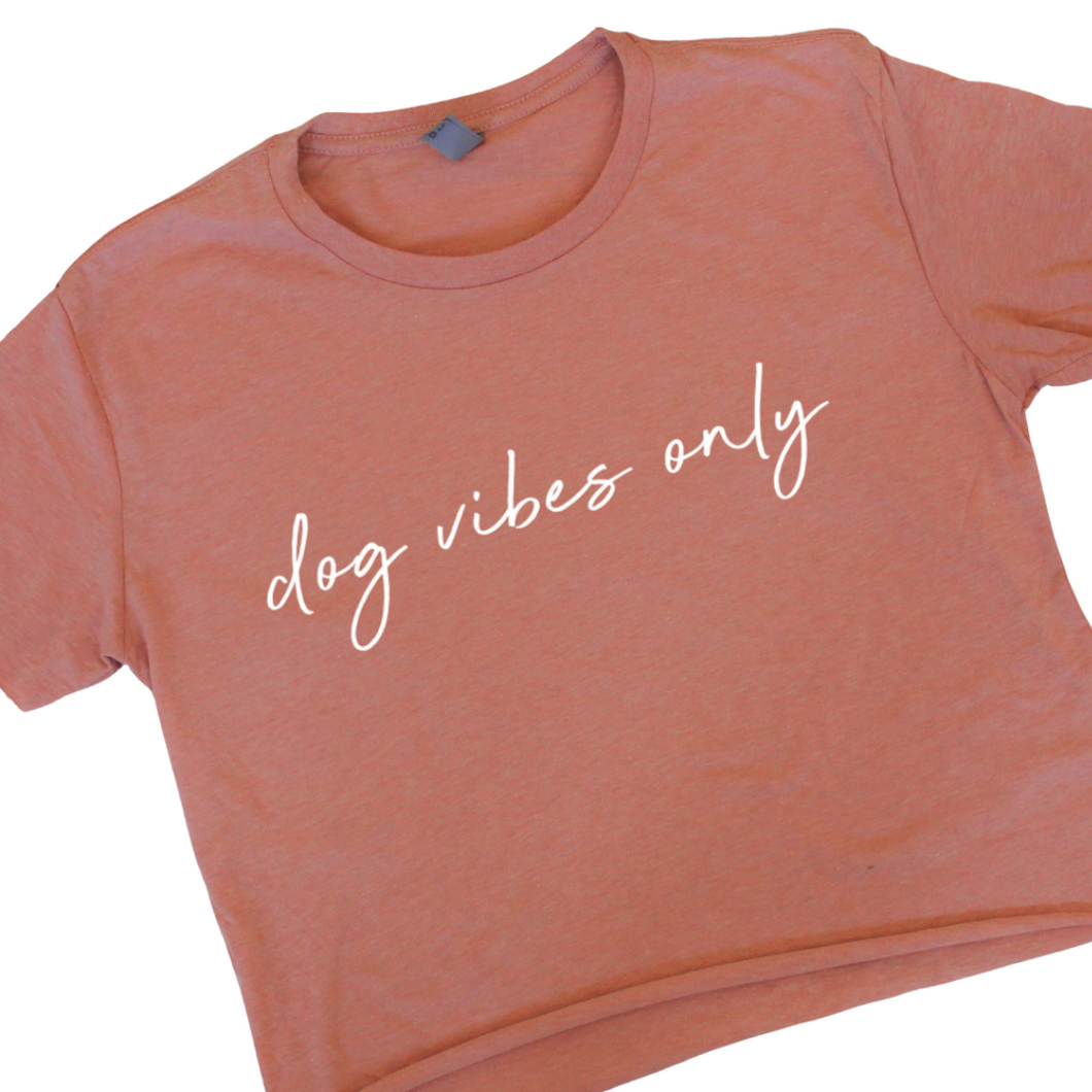 DOG VIBES CROP TOP